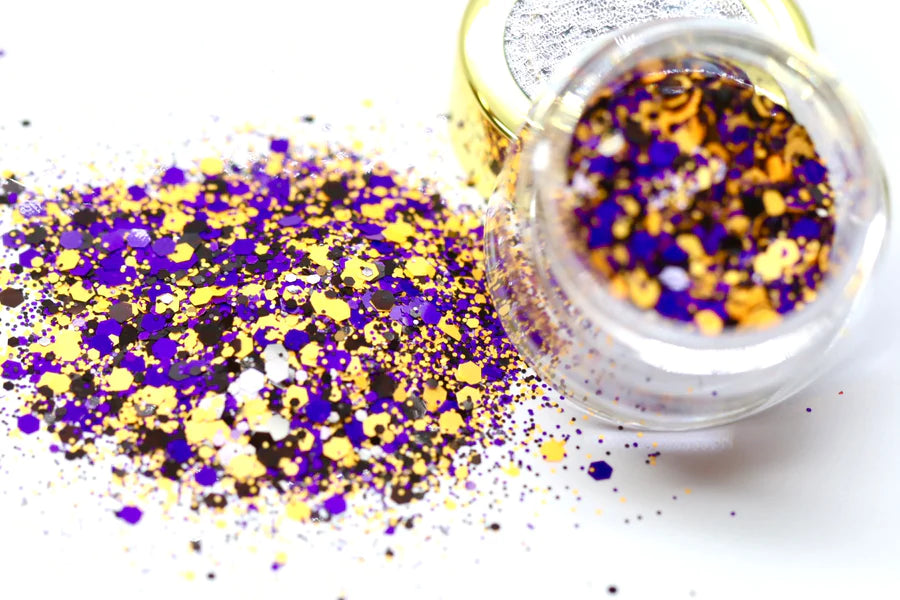 MM - "CANDY MOON" -- LAVISH LADYBUG SPARKLERS