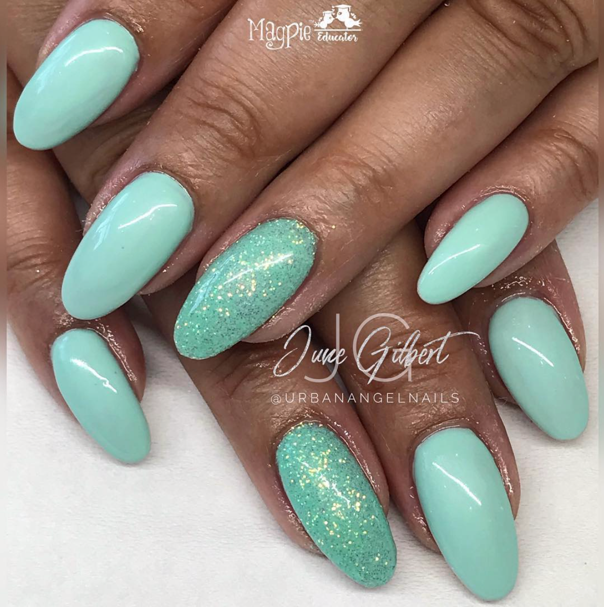 Bell Glitter