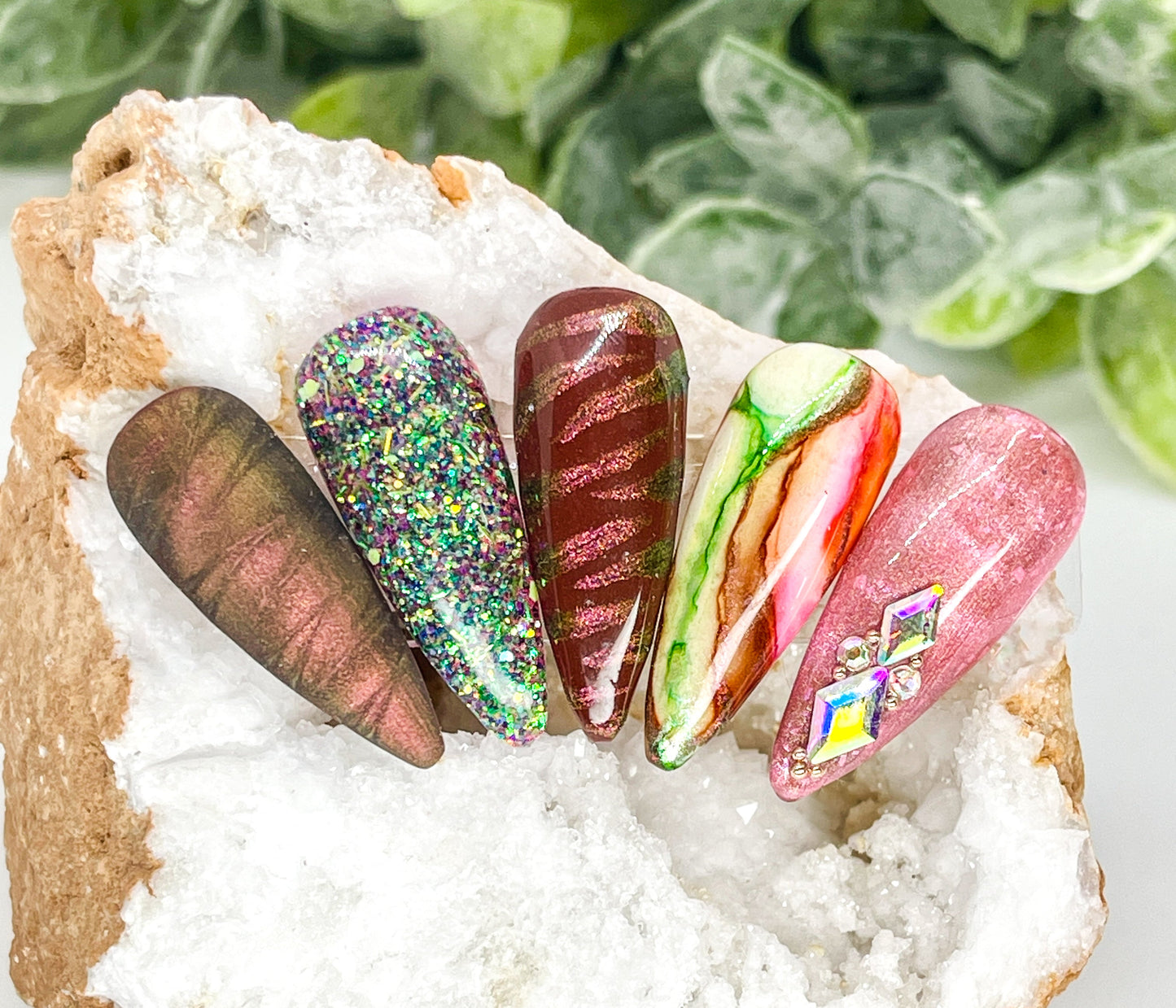 "Eminence" Elevation Cat Eye Gel